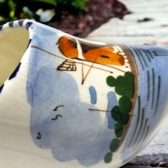 Rare Delft Colorful Clog #102 Hand Painted Holland Scene/Signed Ceramic Shoe - Picture 6 of 10